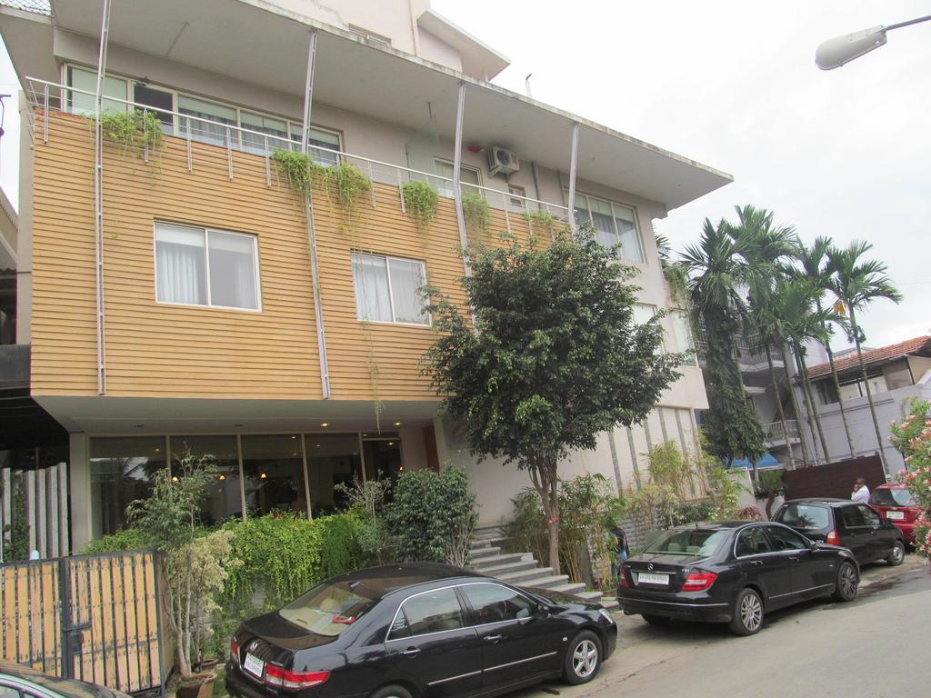 Shilton Residence Bangalore Extérieur photo